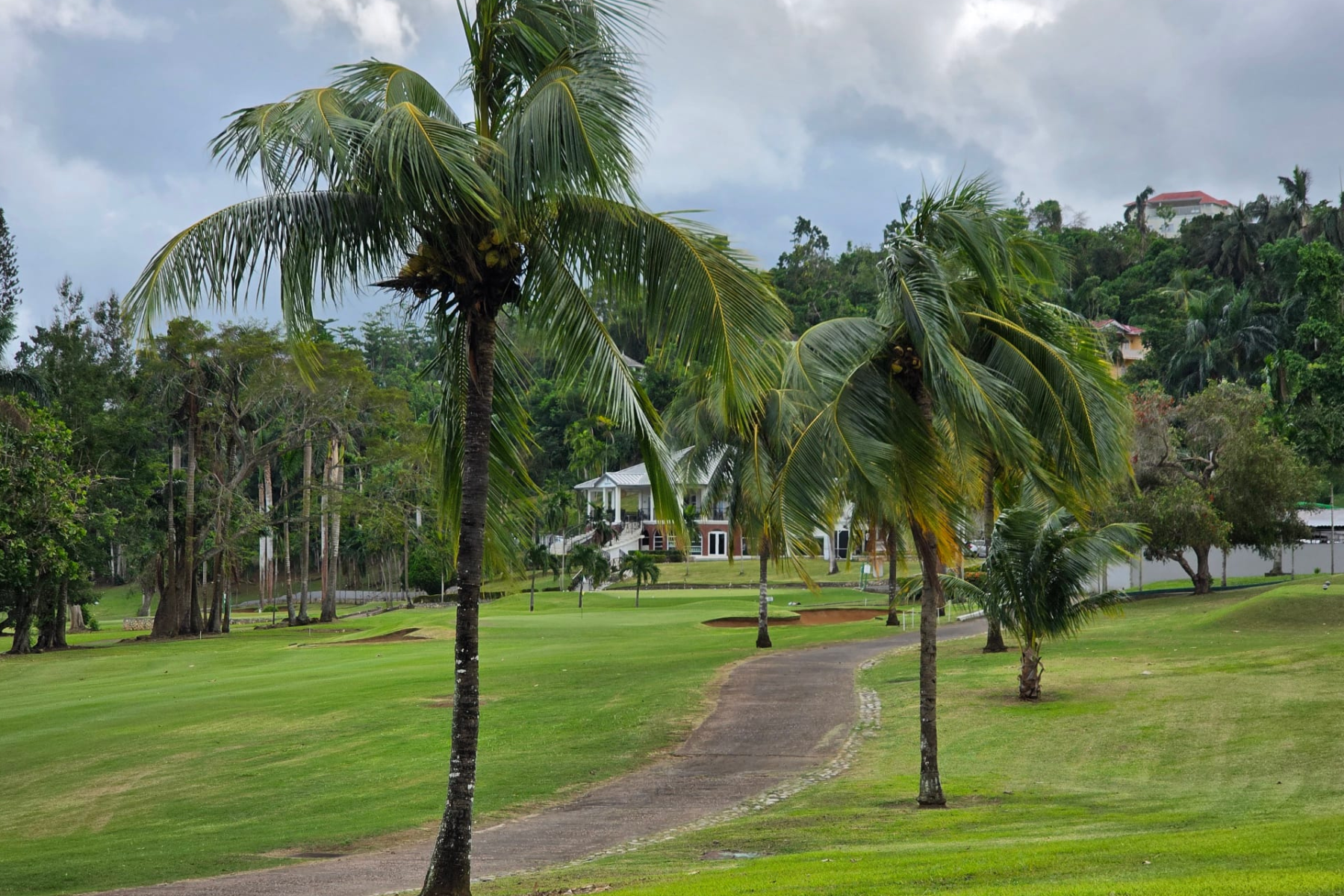 Upton Estate Golf Course Image 2