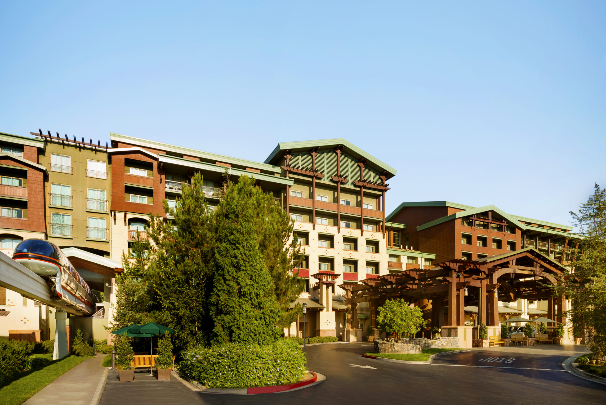 Disney's Grand Californian Hotel exterior