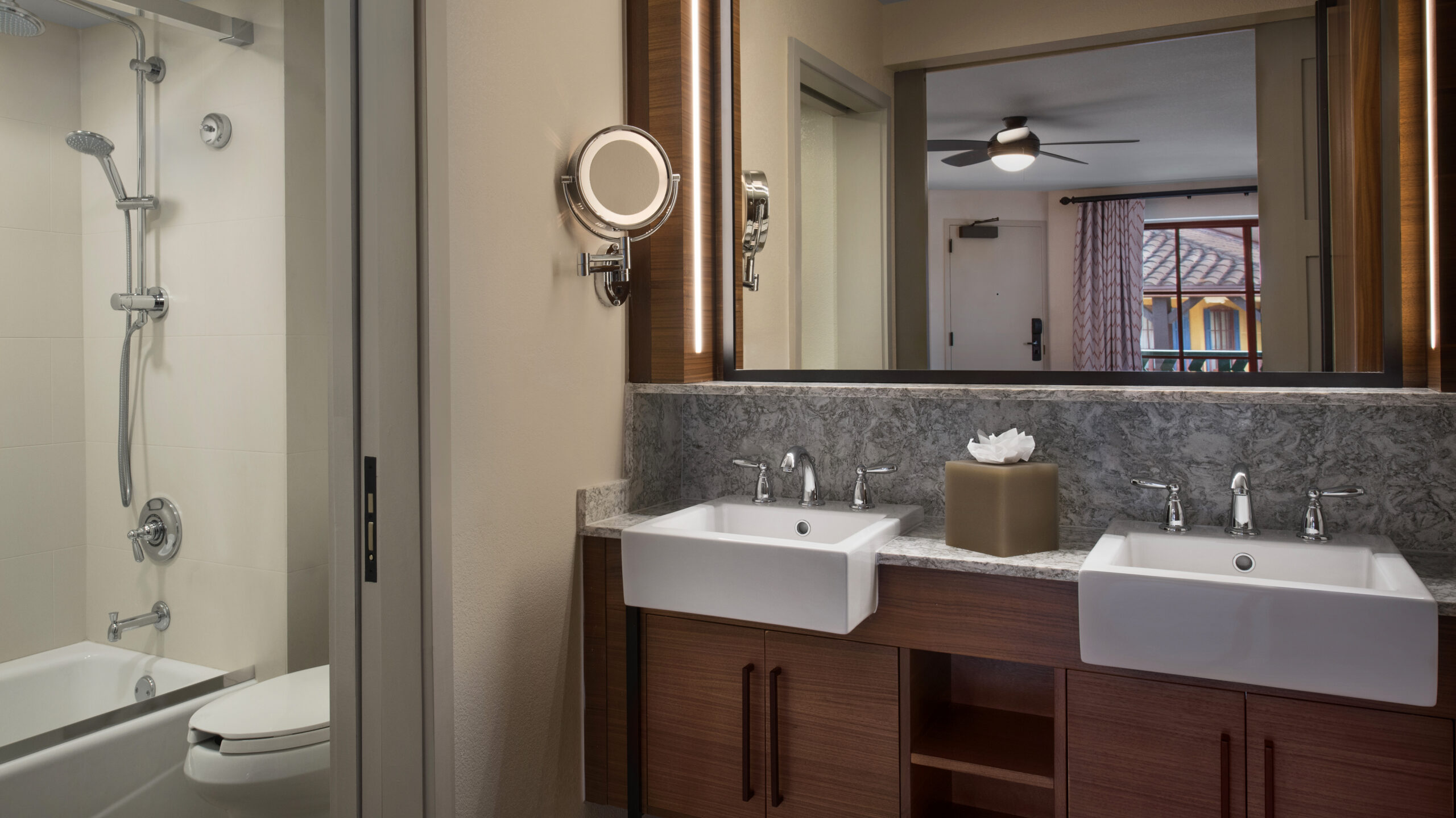 Disney Coronado Springs Resort standard bathroom review