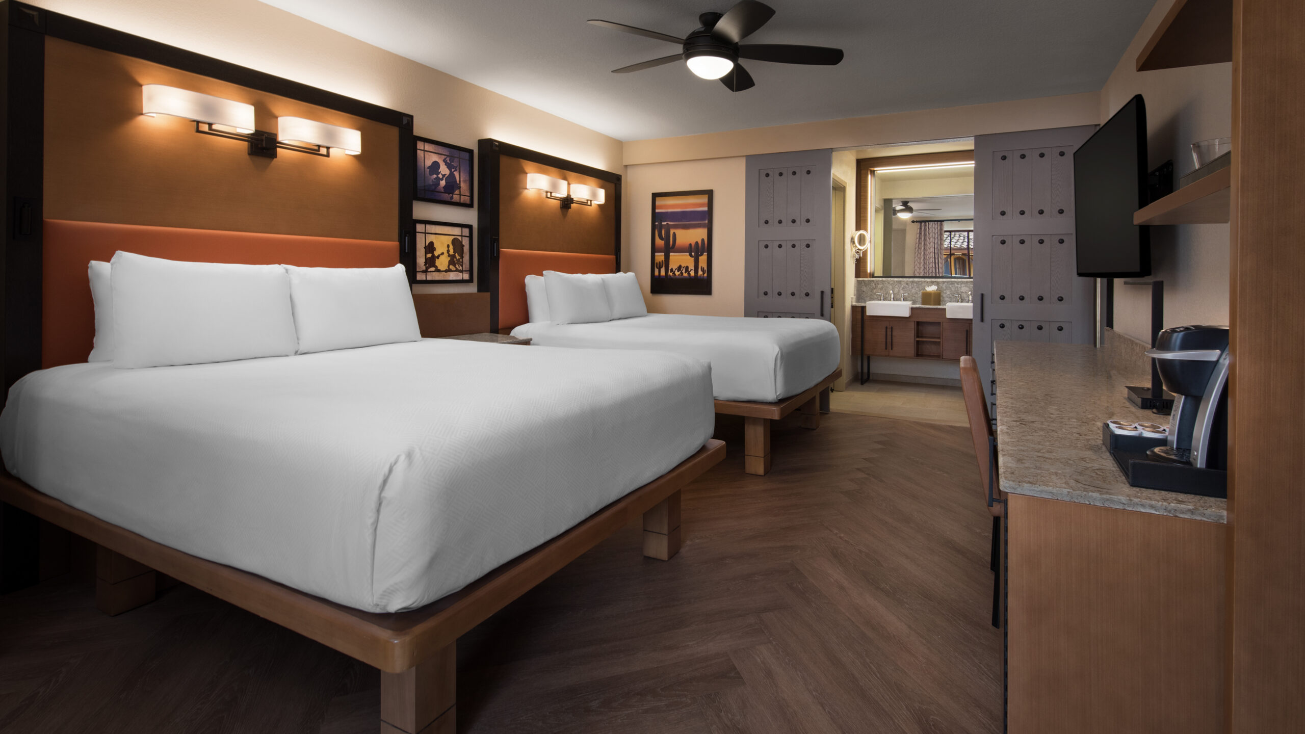Disney Coronado Springs Resort standard bedroom review