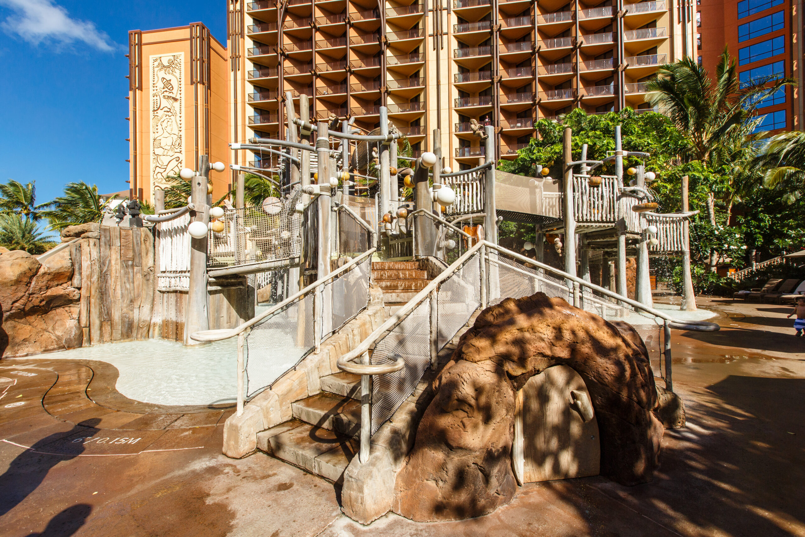 Aulani pools and beach